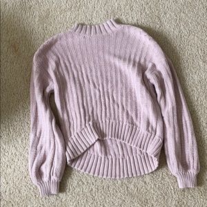 Sweater with puffy sleeves